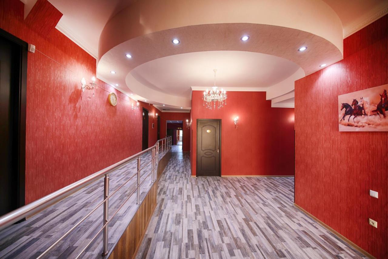 Hotel Tamari Kutaisi Zewnętrze zdjęcie