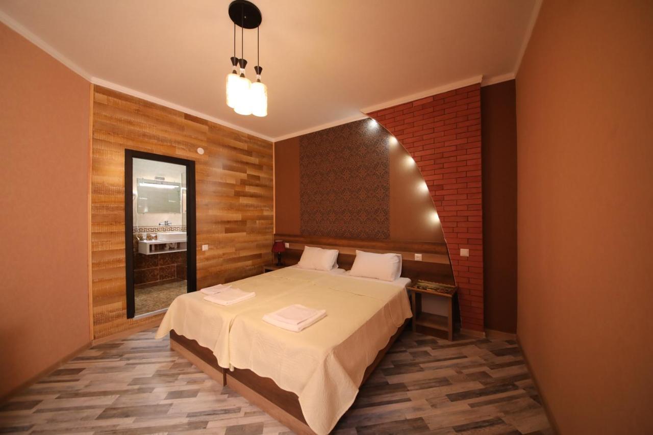 Hotel Tamari Kutaisi Zewnętrze zdjęcie