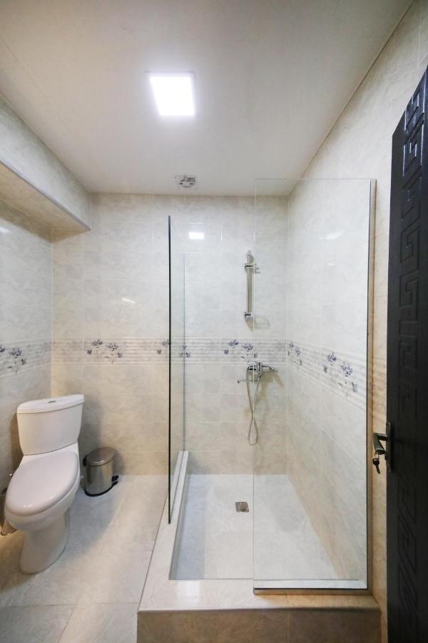 Hotel Tamari Kutaisi Zewnętrze zdjęcie