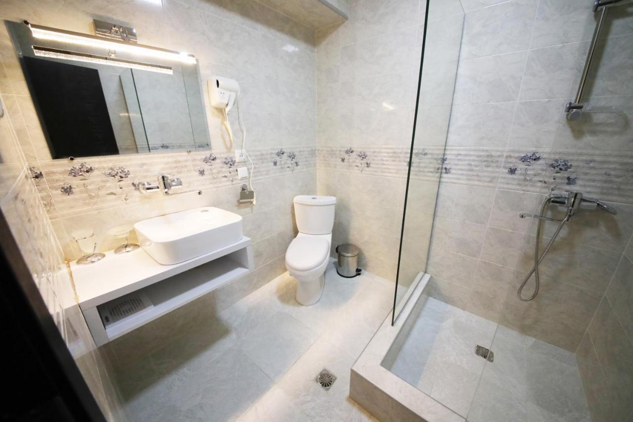 Hotel Tamari Kutaisi Zewnętrze zdjęcie