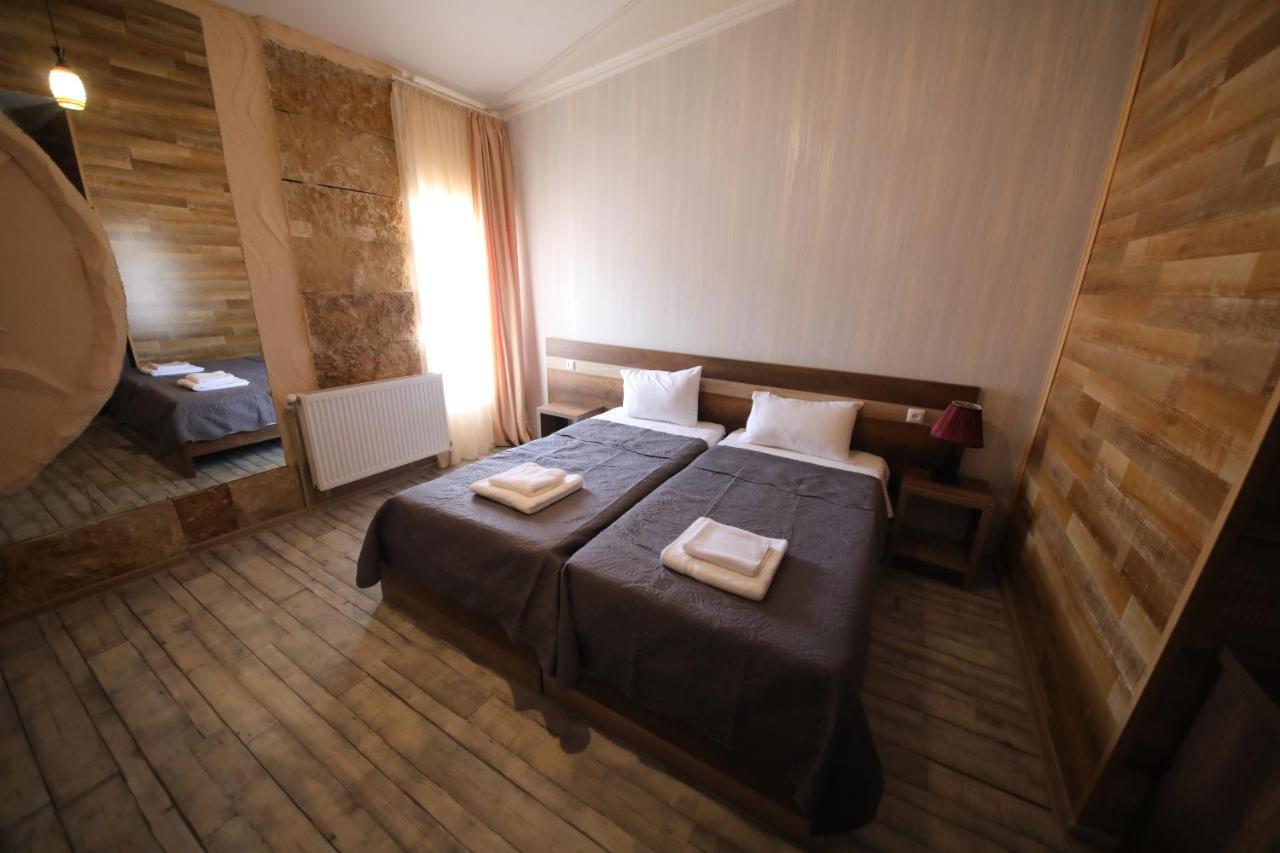 Hotel Tamari Kutaisi Zewnętrze zdjęcie